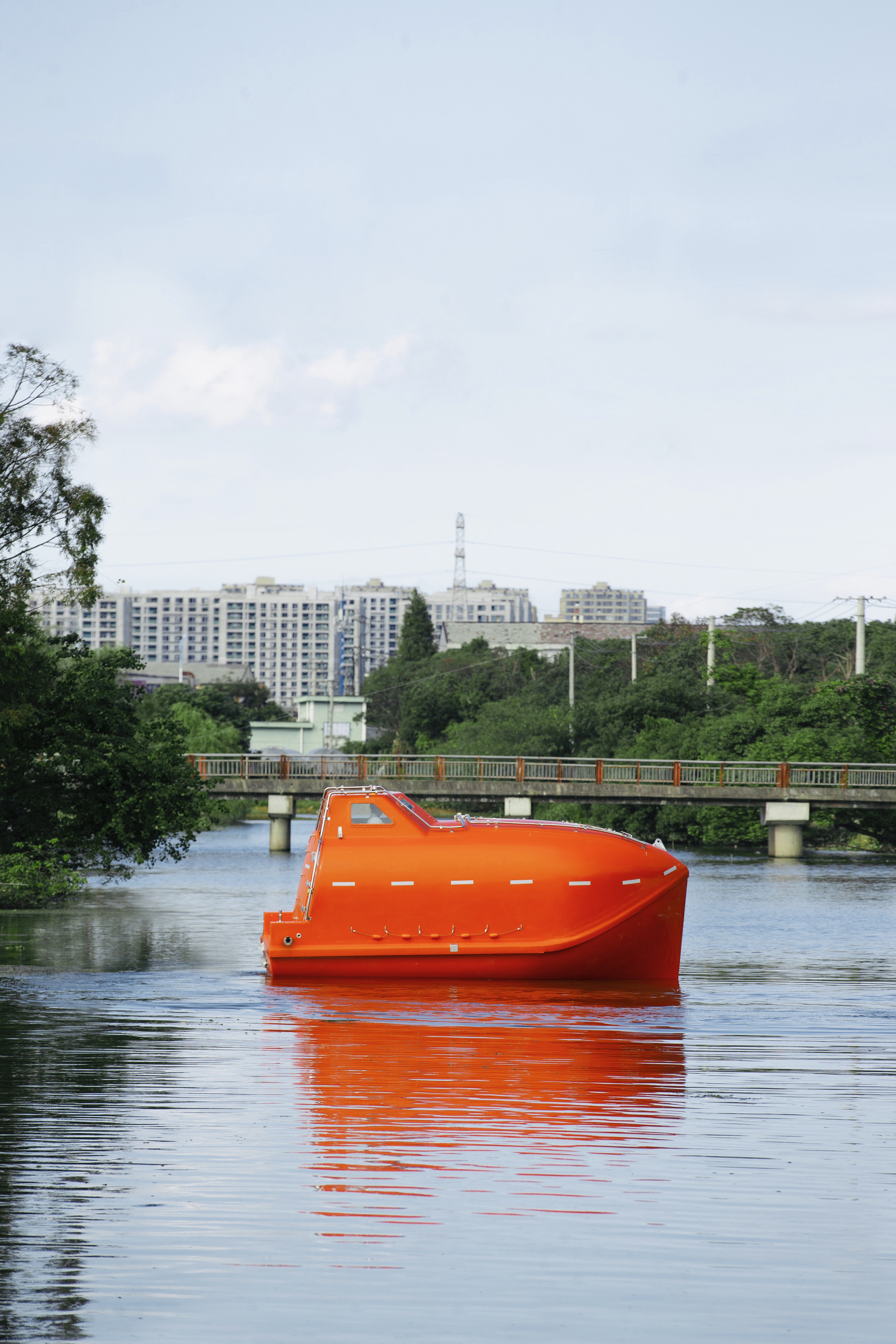 Бесплатная спасательная шлюпка-3